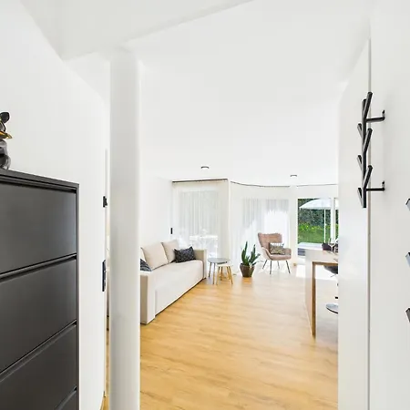 Premium-ferienwohnung In Seenaehe Mit Vollausstattung & Terrasse *