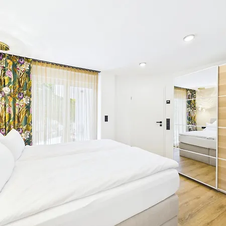 Apartment Premium-ferienwohnung In Seenaehe Mit Vollausstattung & Terrasse *