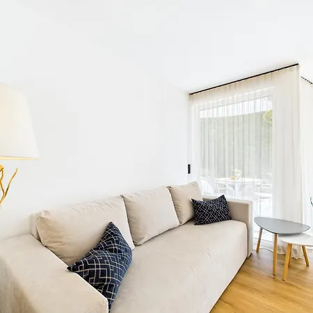 Апартаменты Premium-ferienwohnung In Seenaehe Mit Vollausstattung & Terrasse Ульдинген-Мюльхофен